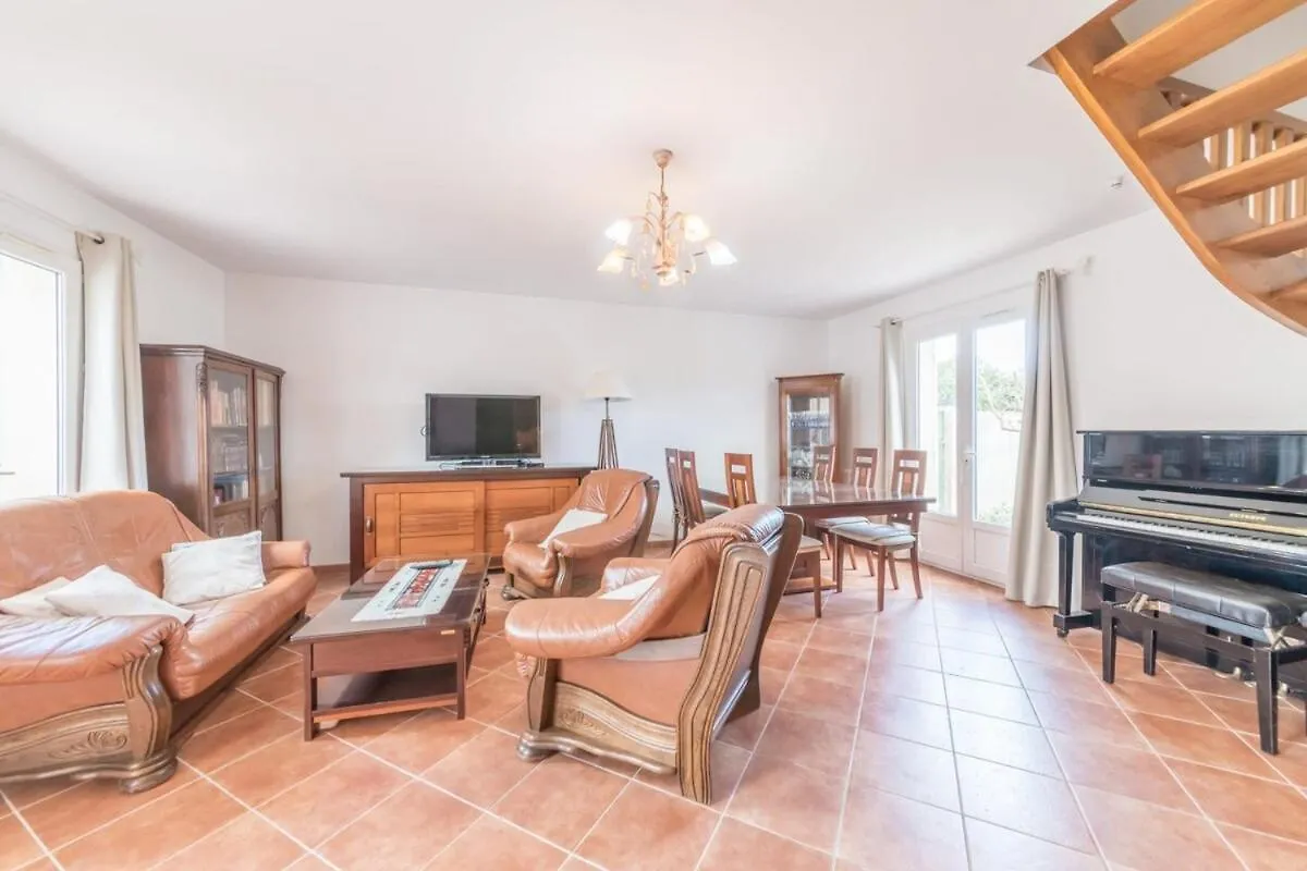 BELLE MAISON FAMILIALE PROCHE DU CENTRE-VILLE D'AVIGNON WiFI GRATUIT France
